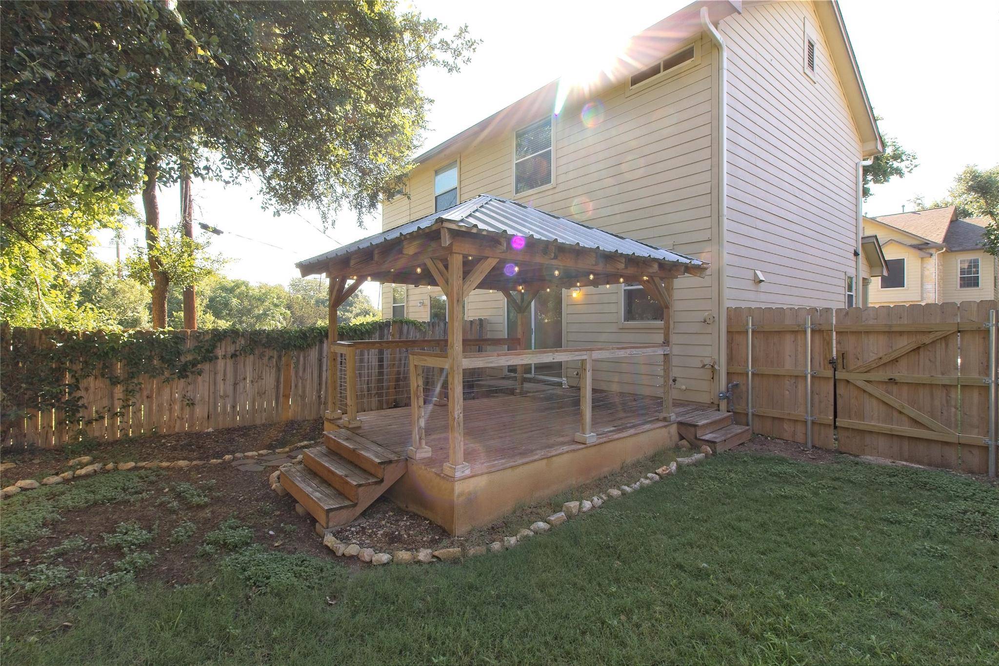 2903 Whisper Oaks LN #A, Georgetown, TX 78628