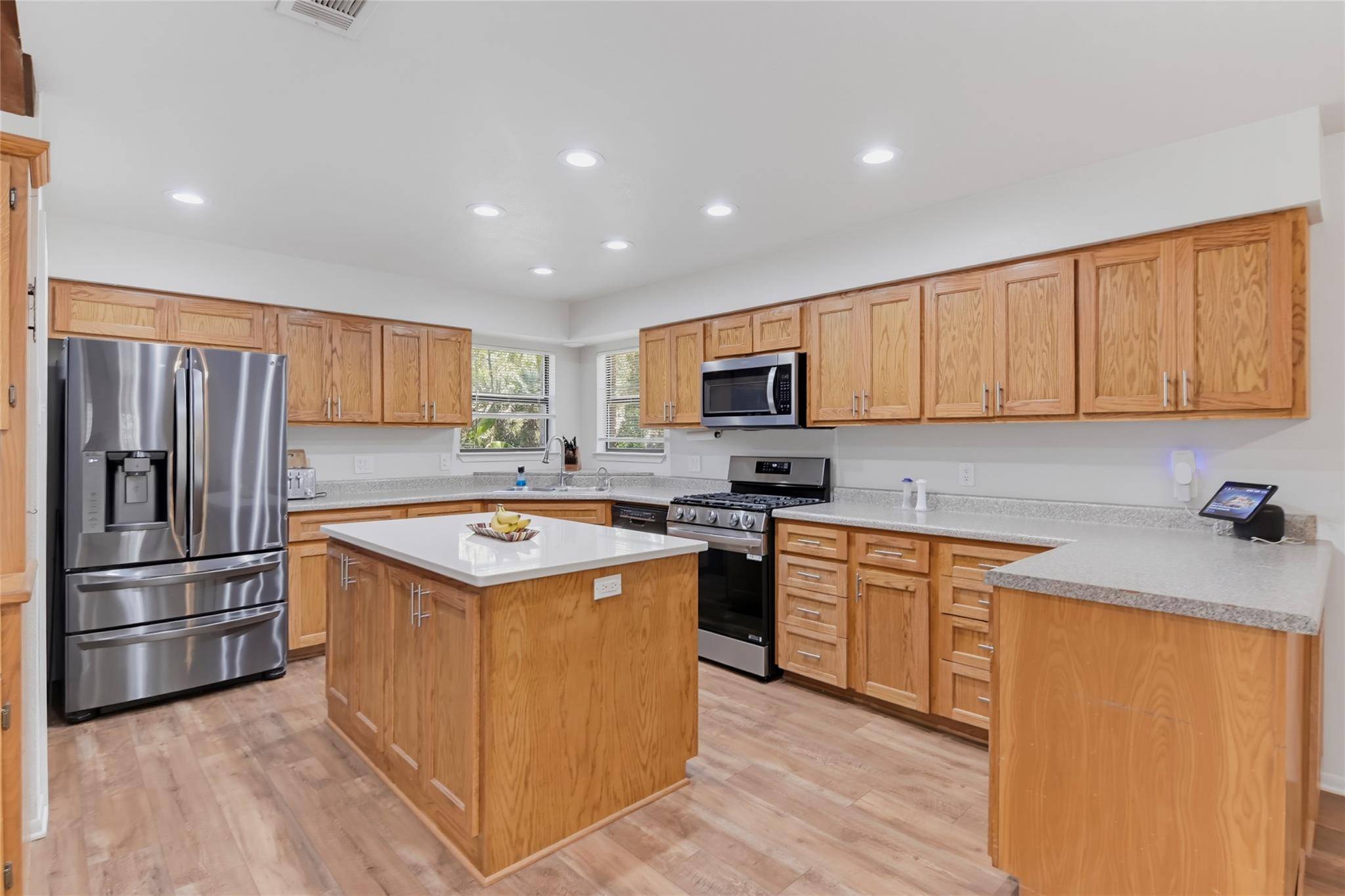 1223 Old Homestead, Seguin, TX 78155