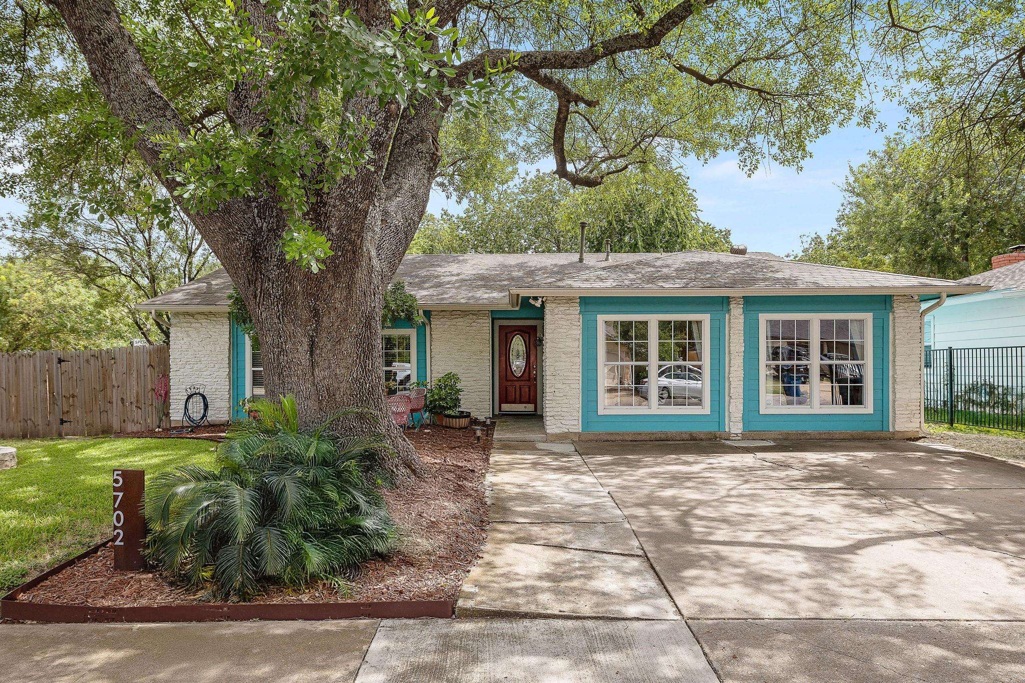 5702 Palo Blanco LN #A, Austin, TX 78744