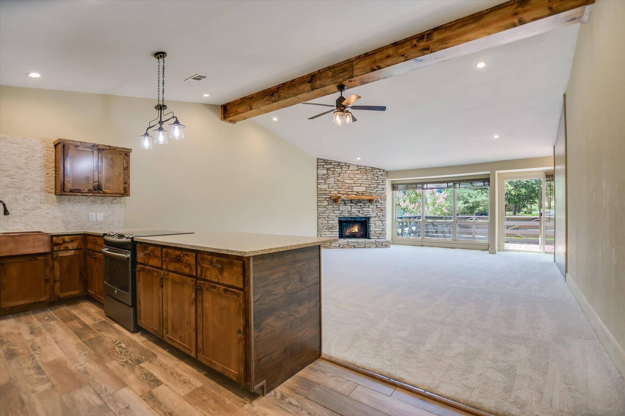 104 Big Spur South #13, Horseshoe Bay, TX 78657