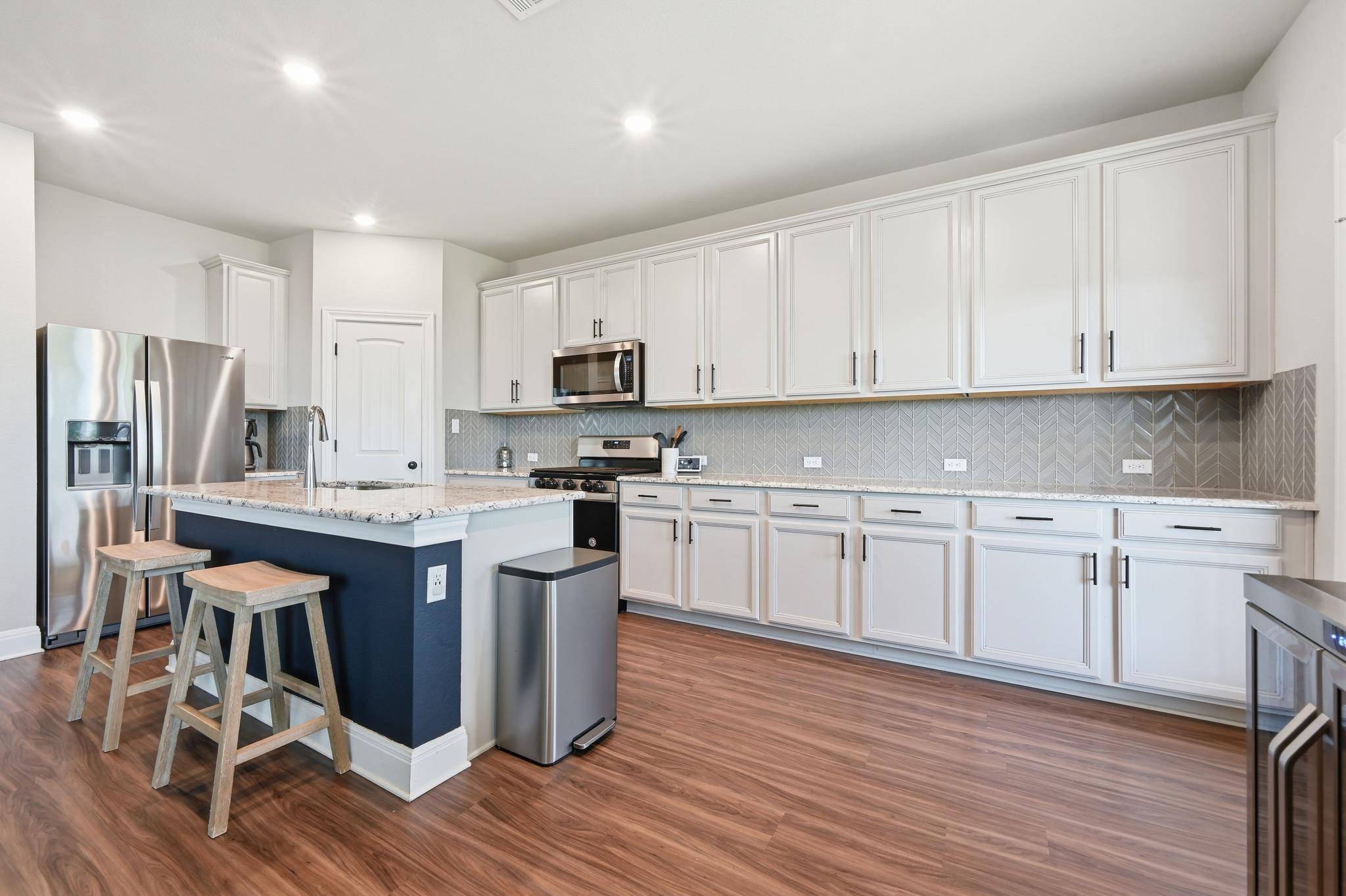 142 Dome Peak TER, Dripping Springs, TX 78620