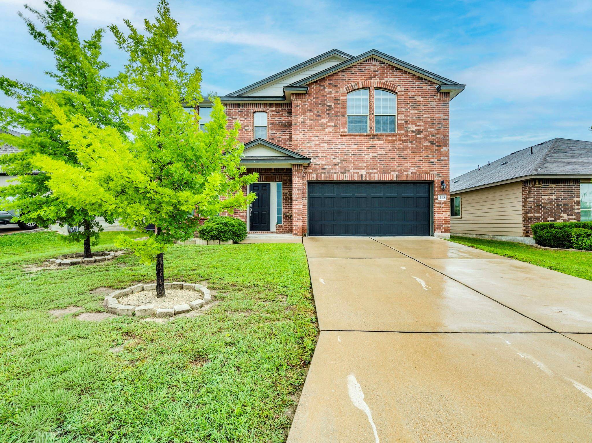 213 Ammonite LN, Jarrell, TX 76537