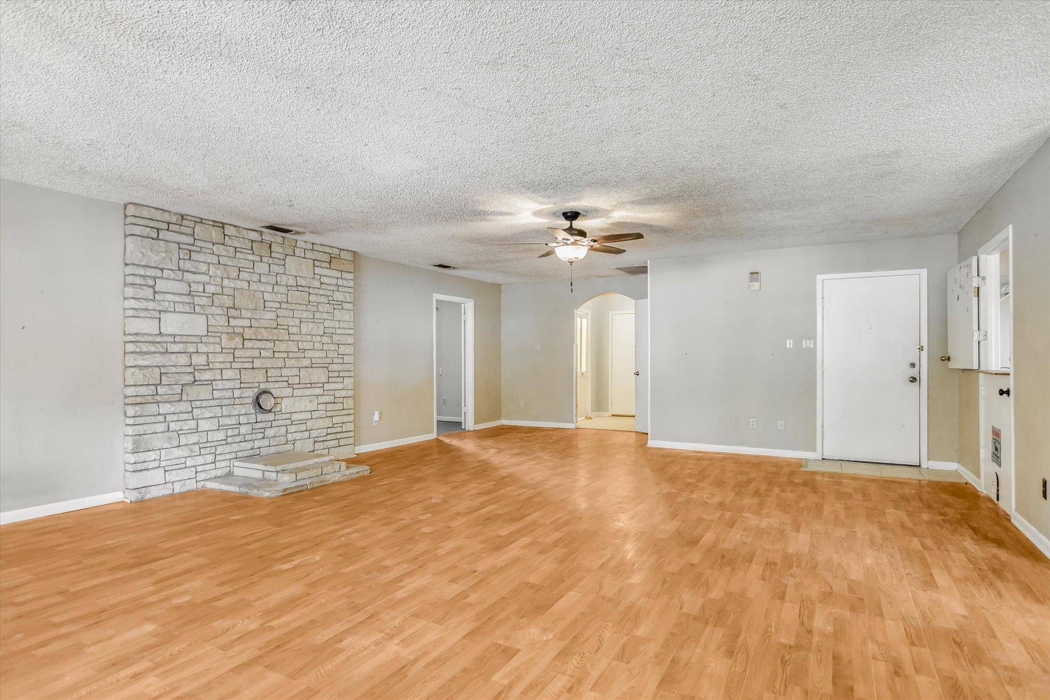 2808 Kings Circle DR, Granite Shoals, TX 78654