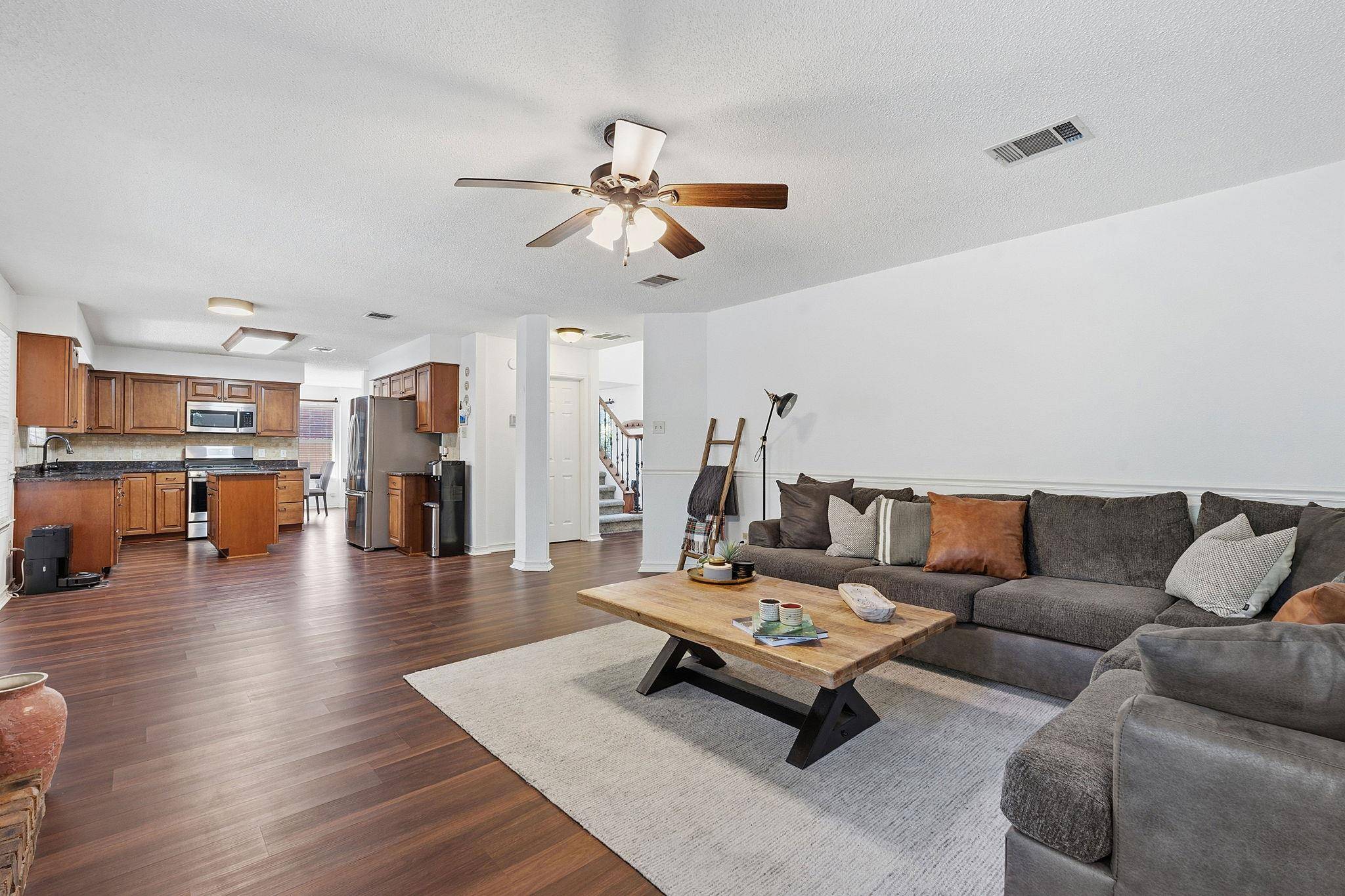 13111 Tilder DR, Austin, TX 78729