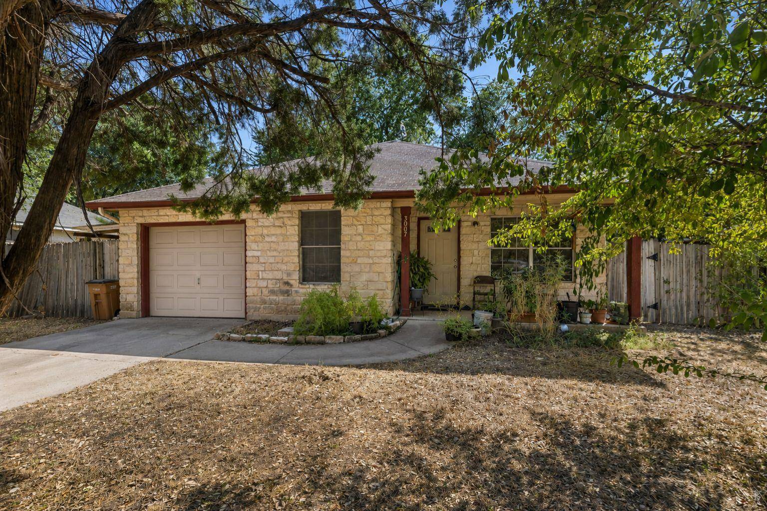 3007 E 4th ST, Austin, TX 78702