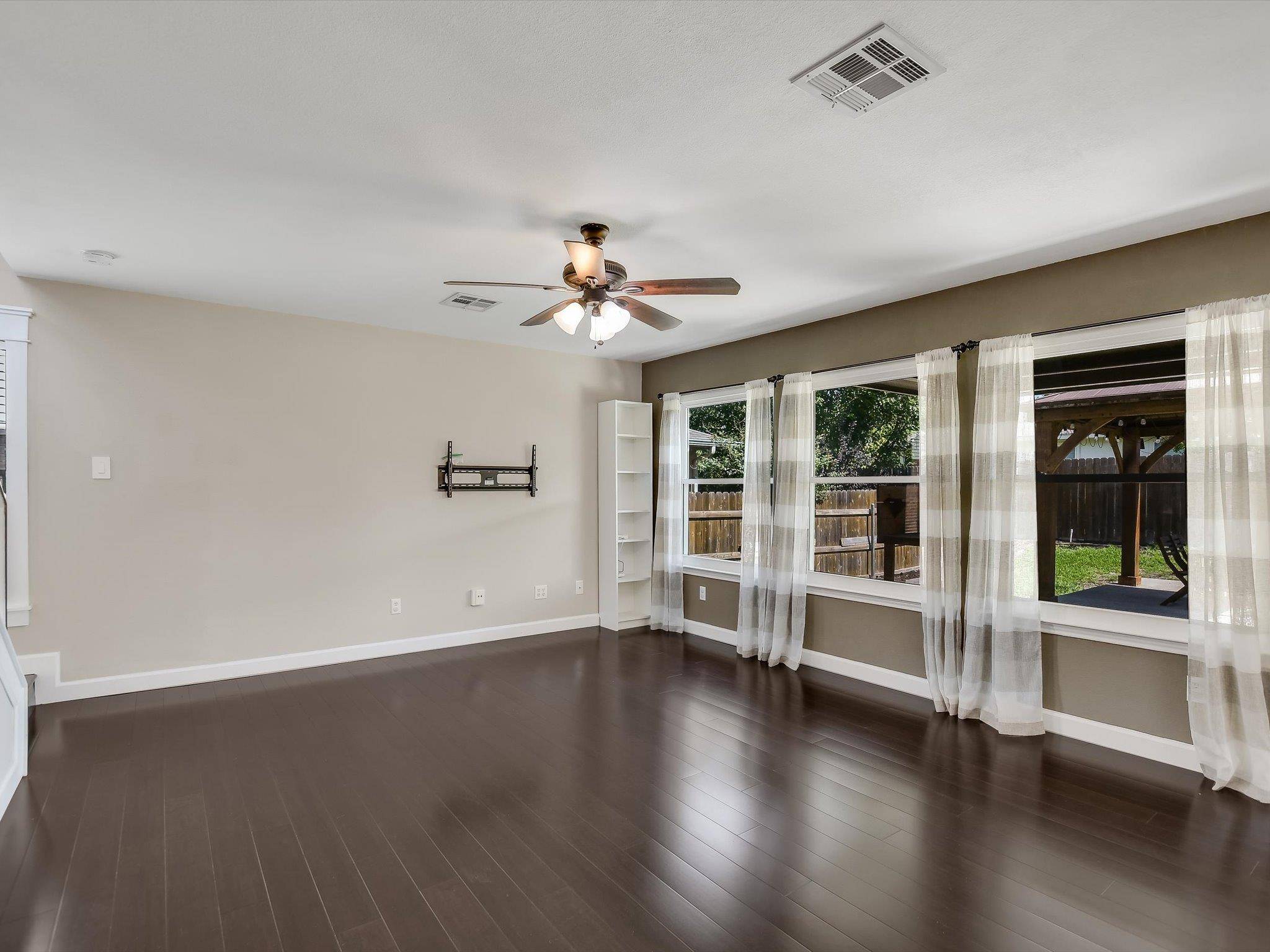 12816 Thomas Jefferson ST, Manor, TX 78653