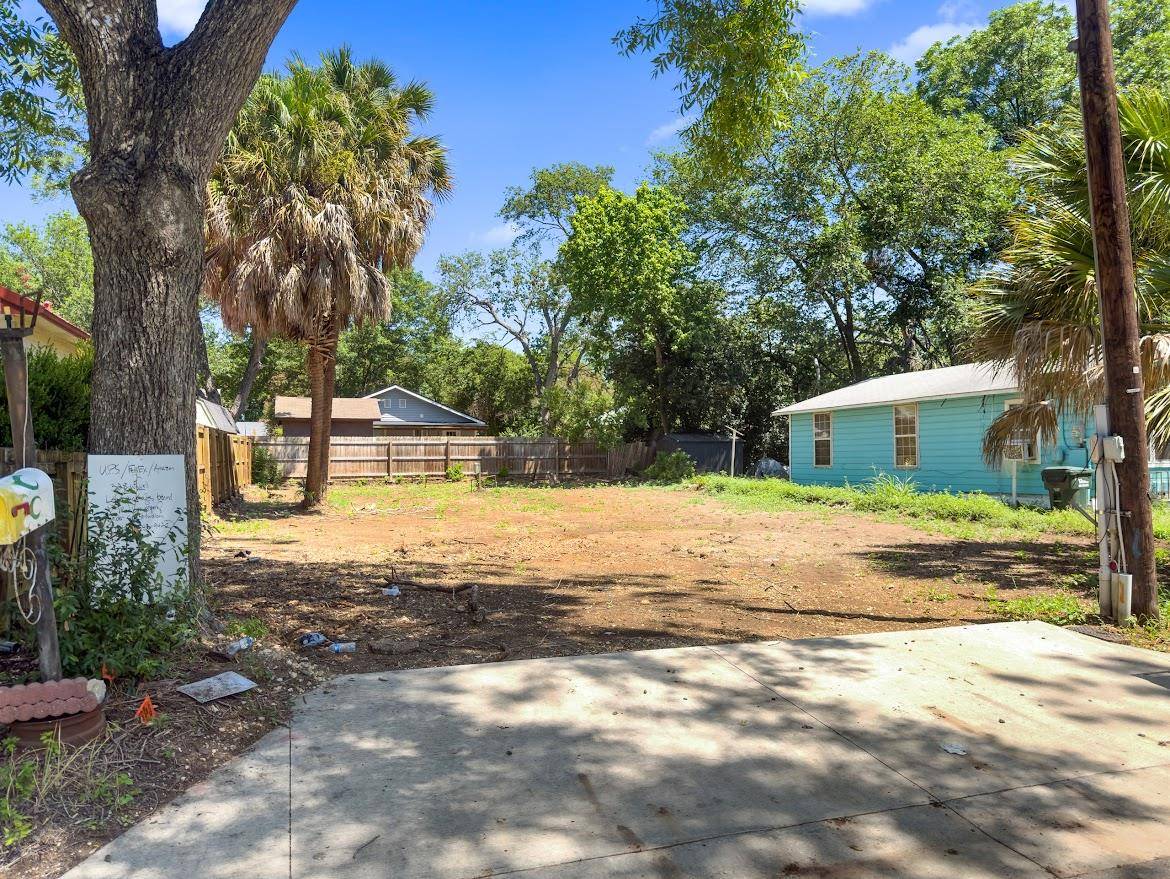328 Wavell ST, San Marcos, TX 78666