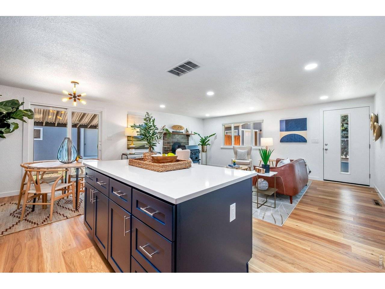 954 Martin, Longmont, CO 80504