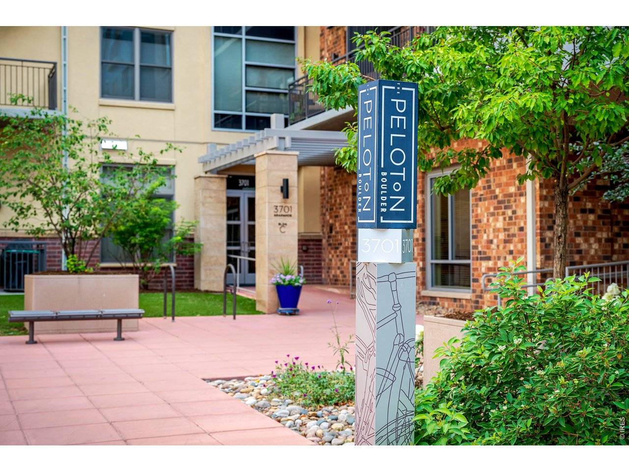 3701 Arapahoe #208, Boulder, CO 80303