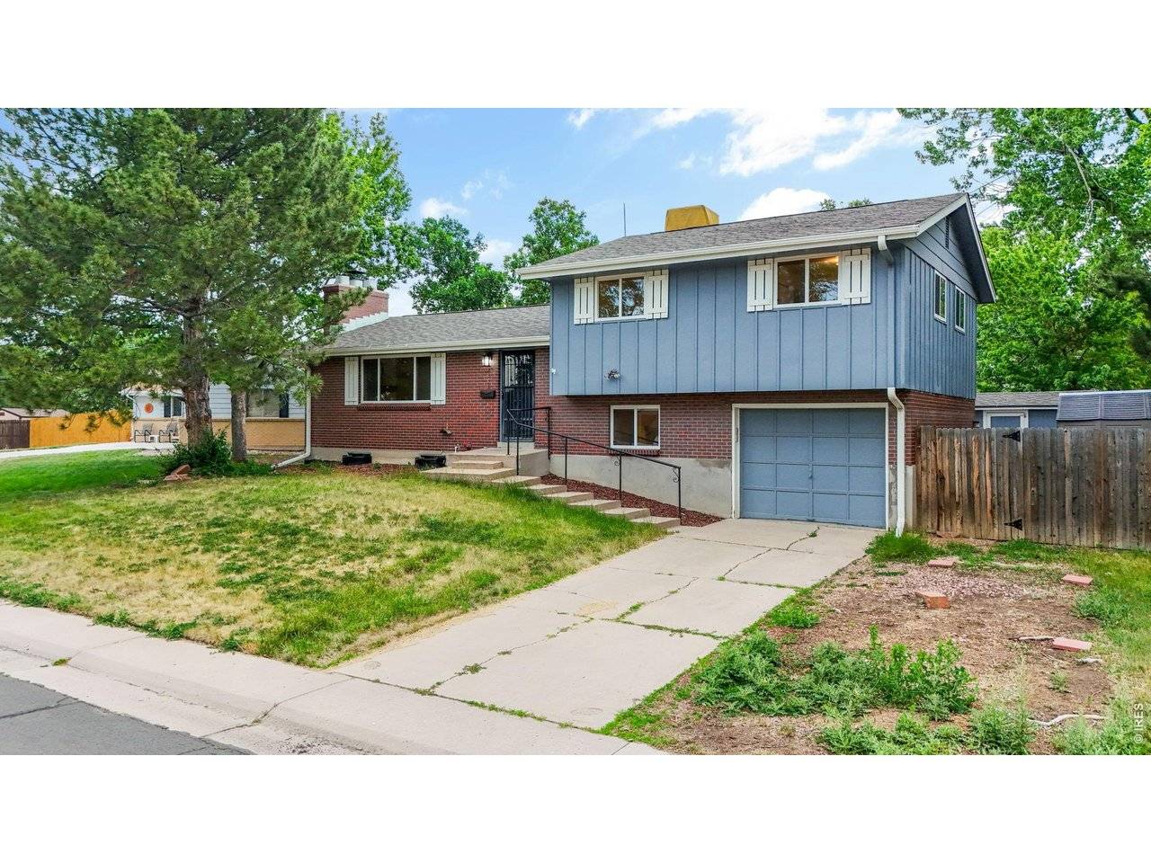6128 S Madison, Centennial, CO 80121