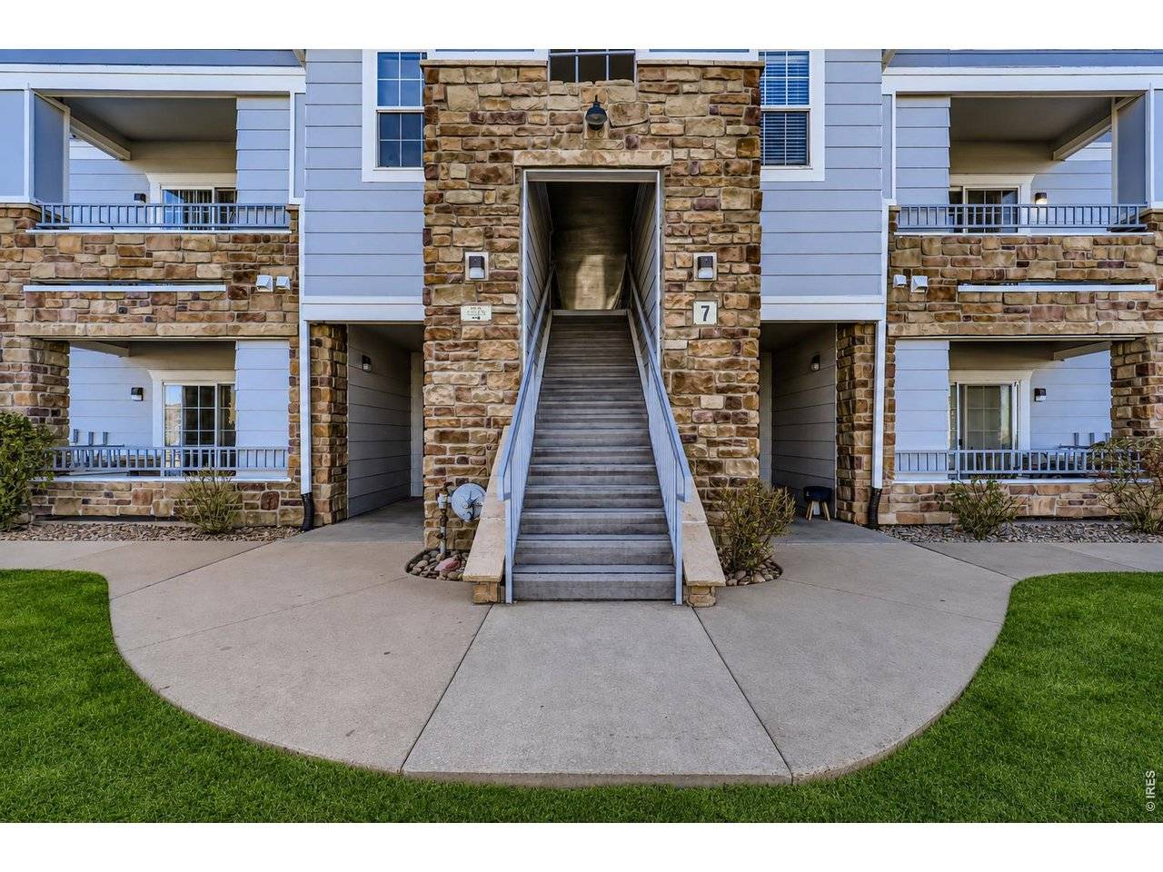 5255 Memphis #7-717, Denver, CO 80239