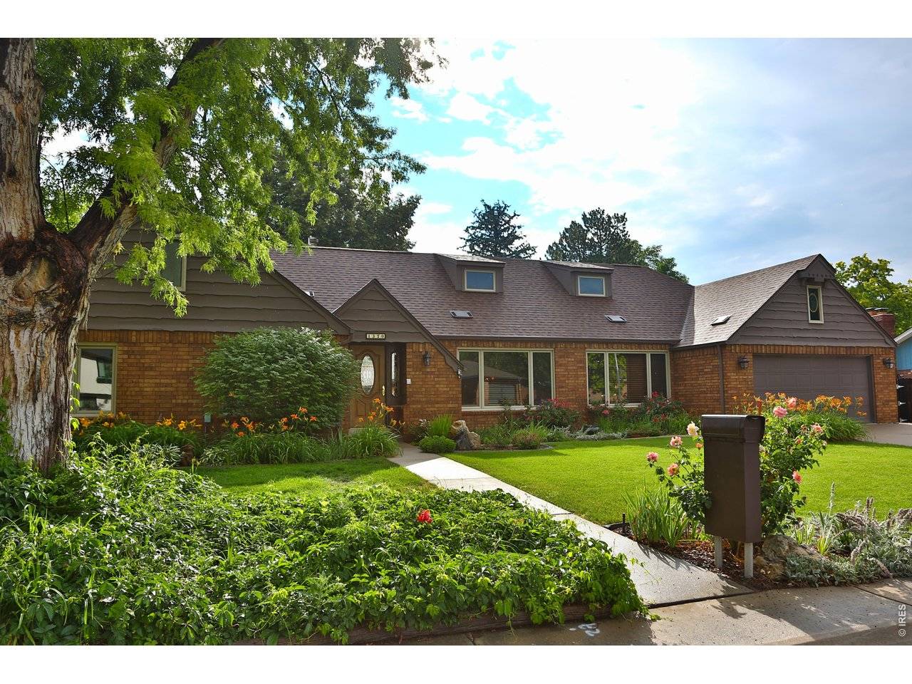 1370 Bellaire, Broomfield, CO 80020