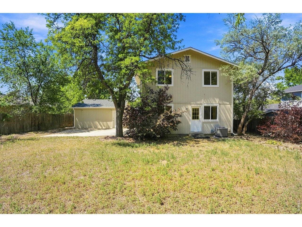 942 Granite, Longmont, CO 80504