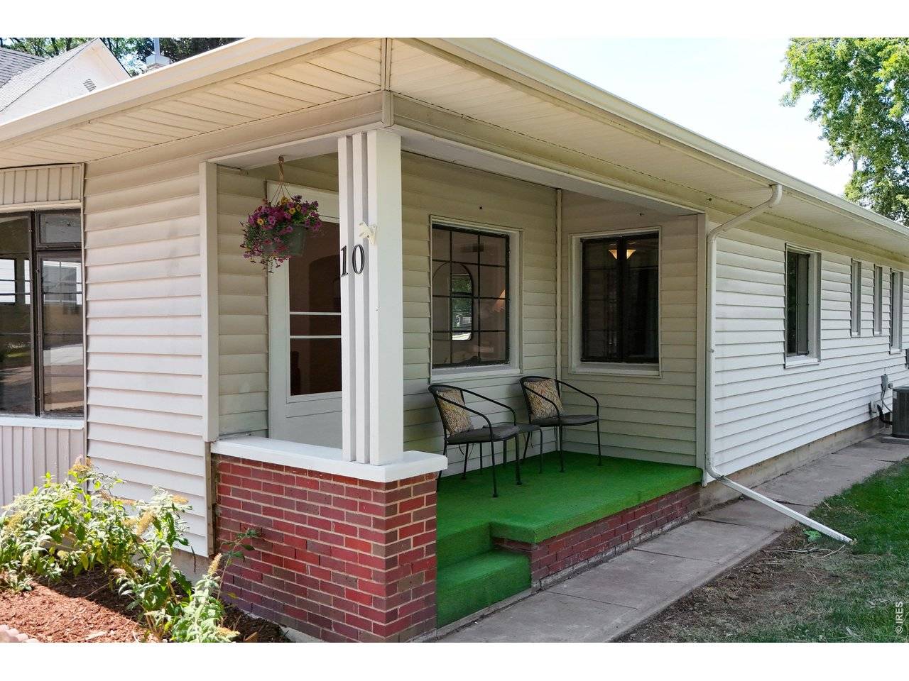 10 Park, Eaton, CO 80615