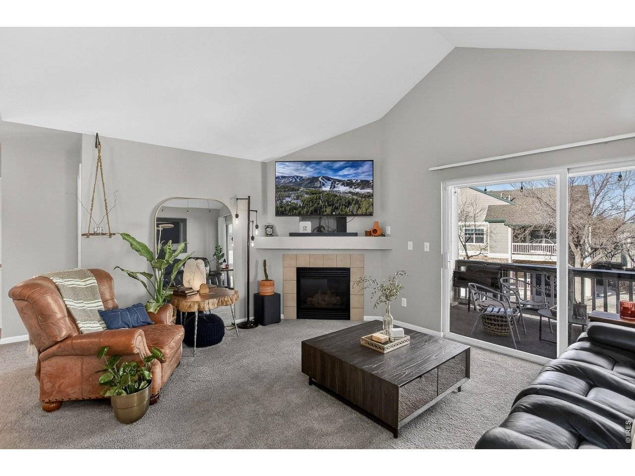 5225 White Willow #J-210, Fort Collins, CO 80528