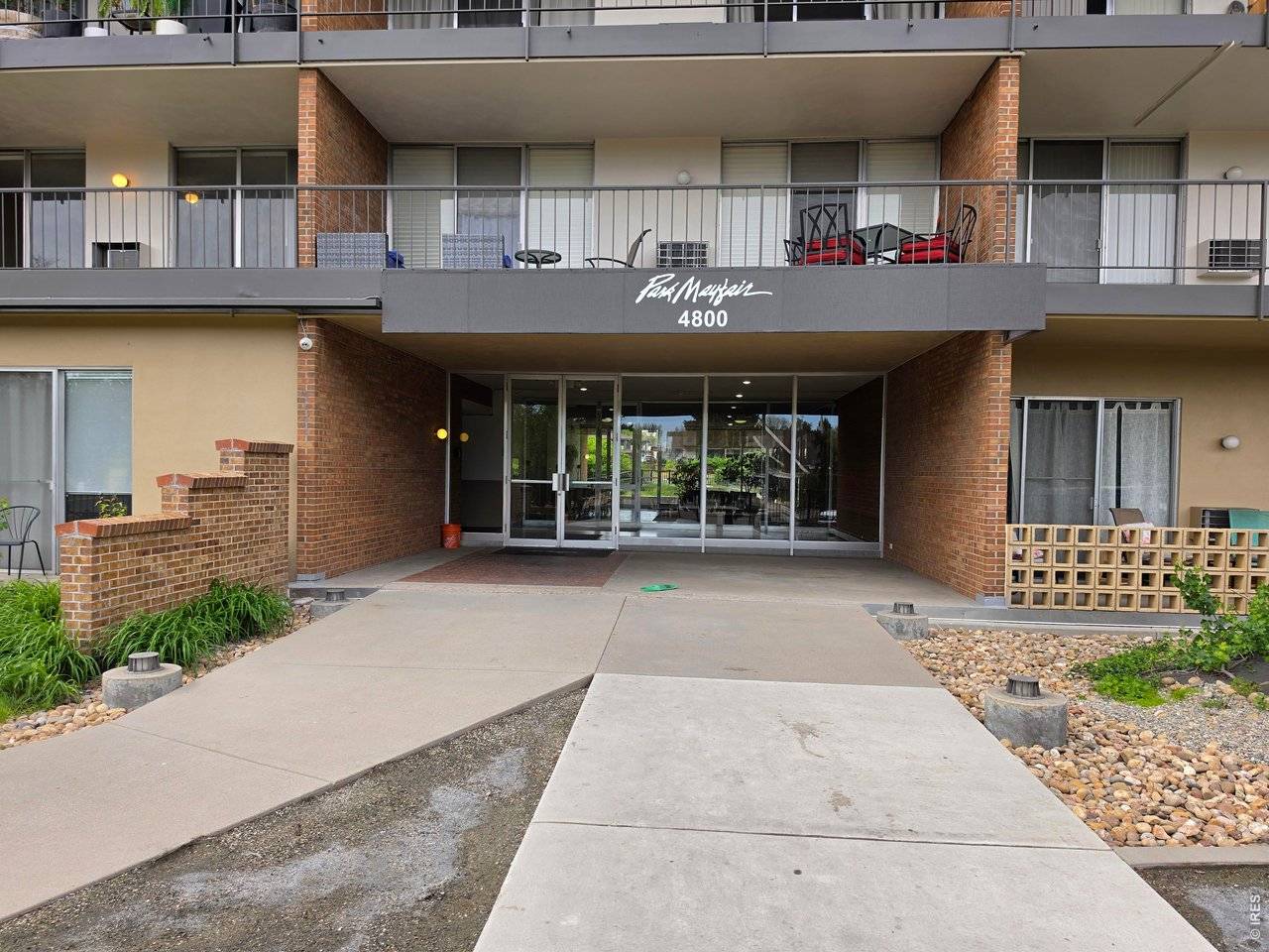4800 E Hale #209N, Denver, CO 80220