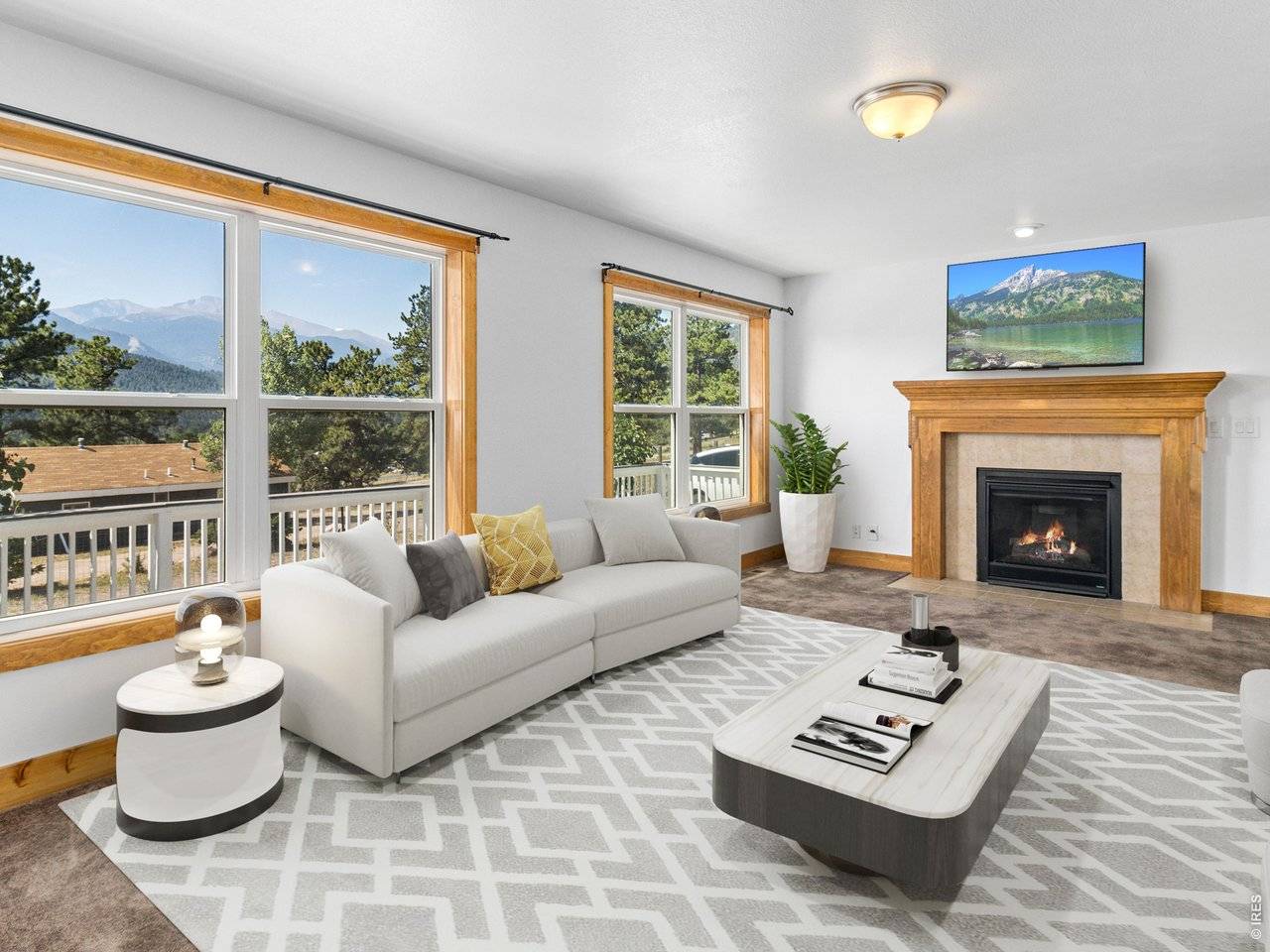 1611 High, Estes Park, CO 80517