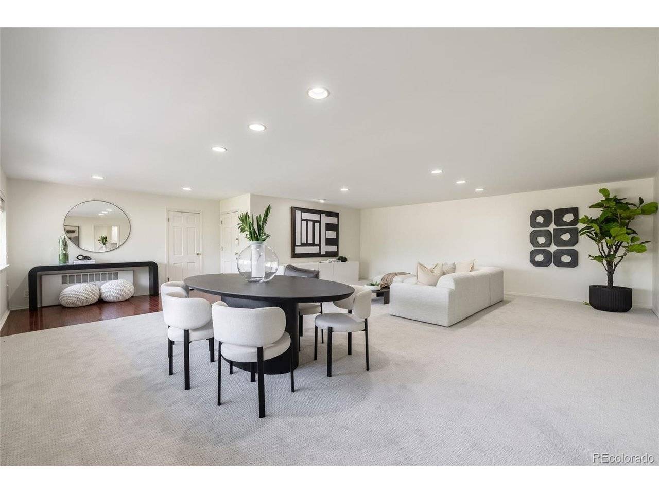 2205 S Holly #5, Denver, CO 80222
