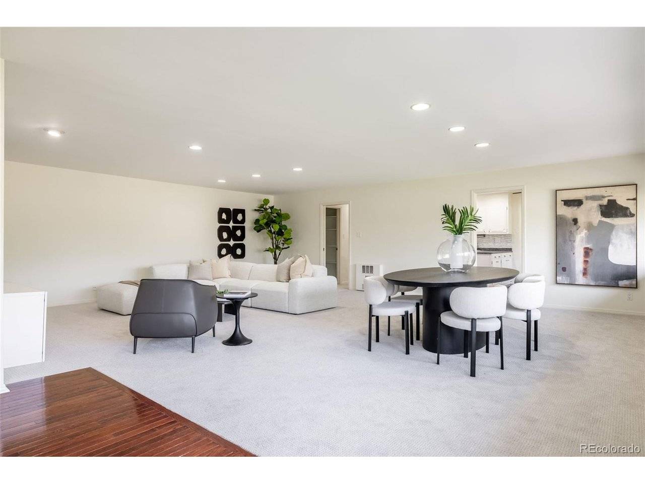 2205 S Holly #5, Denver, CO 80222