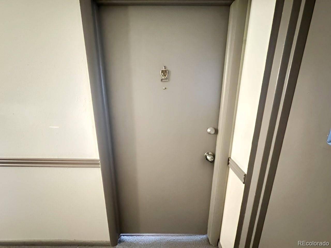 937 N Clarkson #206, Denver, CO 80218