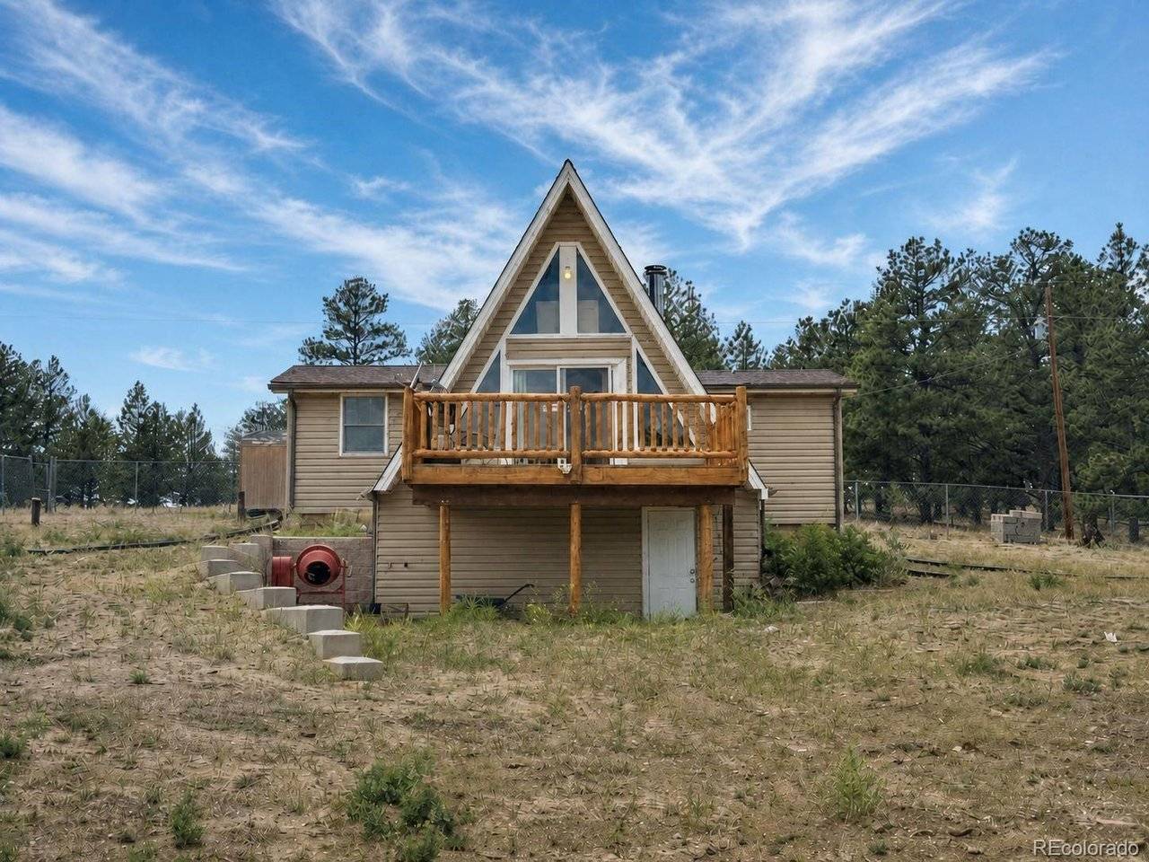 15 Dogie, Florissant, CO 80816