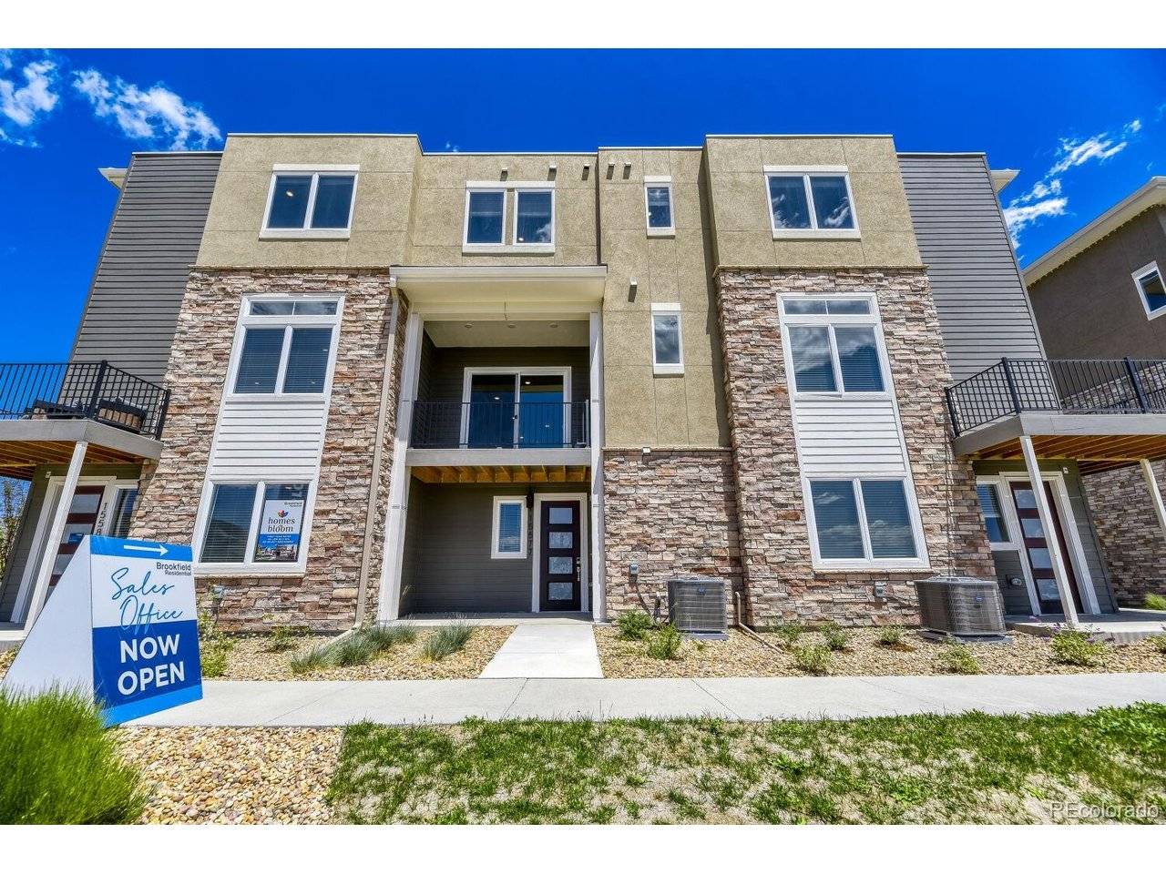 15577 W Washburn, Lakewood, CO 80228