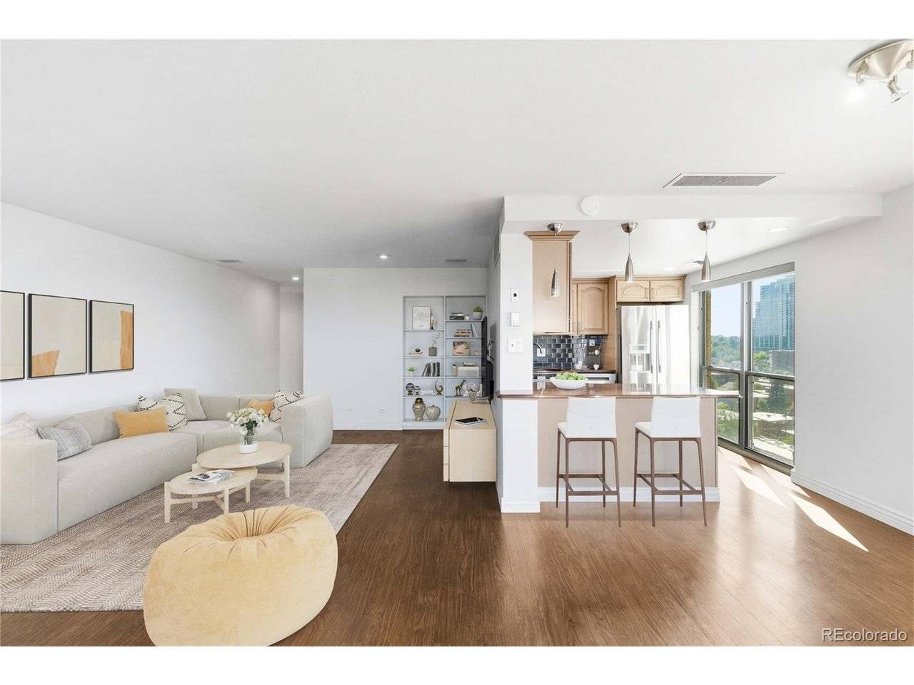 130 N Pearl #1404, Denver, CO 80203