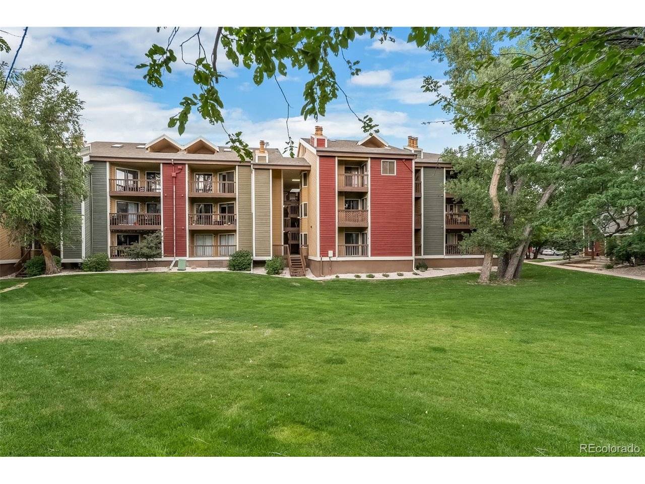 2892 Shadow Creek #111, Boulder, CO 80303