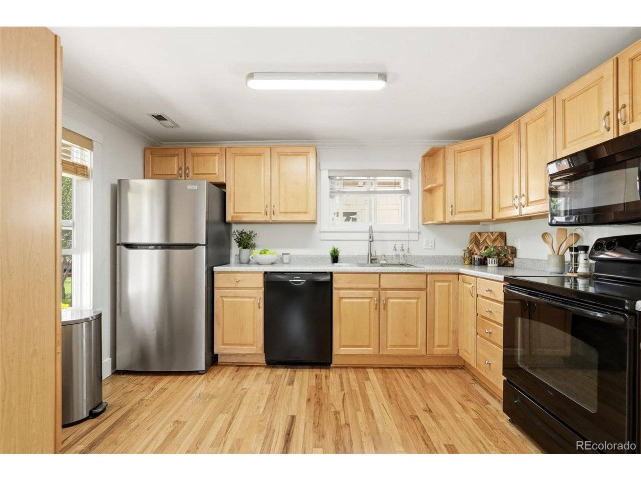 4001 S Grant, Englewood, CO 80113