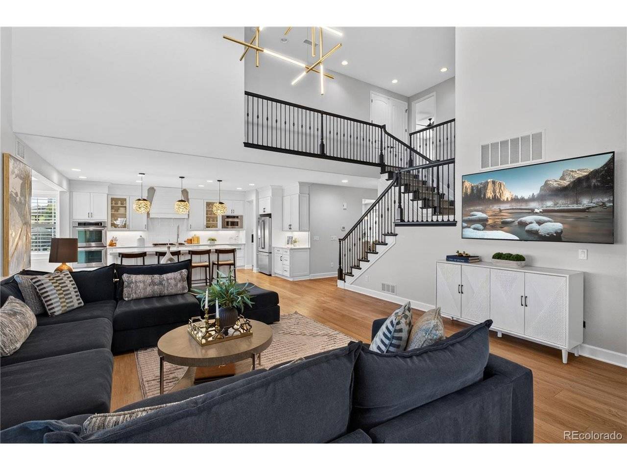 255 Maplehurst, Highlands Ranch, CO 80126