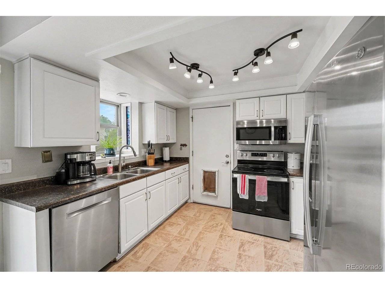 5600 S Queen, Littleton, CO 80127