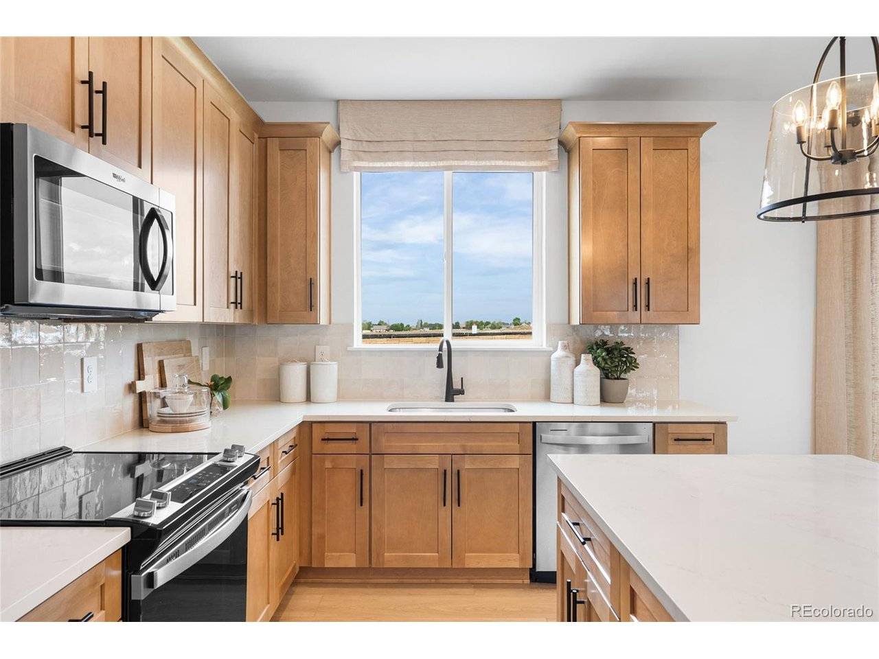 304 Mountain Flower, Fort Lupton, CO 80621