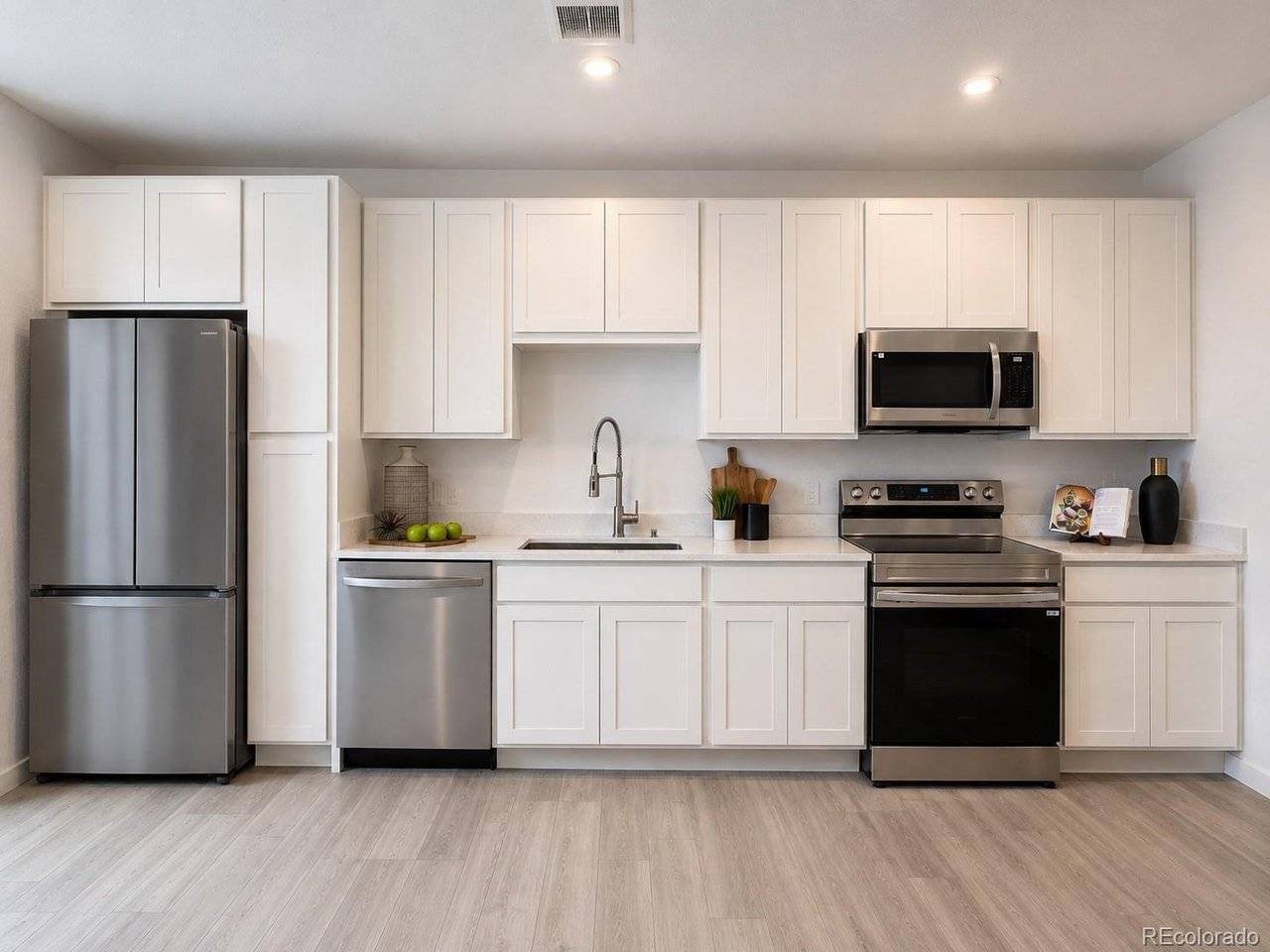 1634 N Sheridan #B-105, Denver, CO 80204