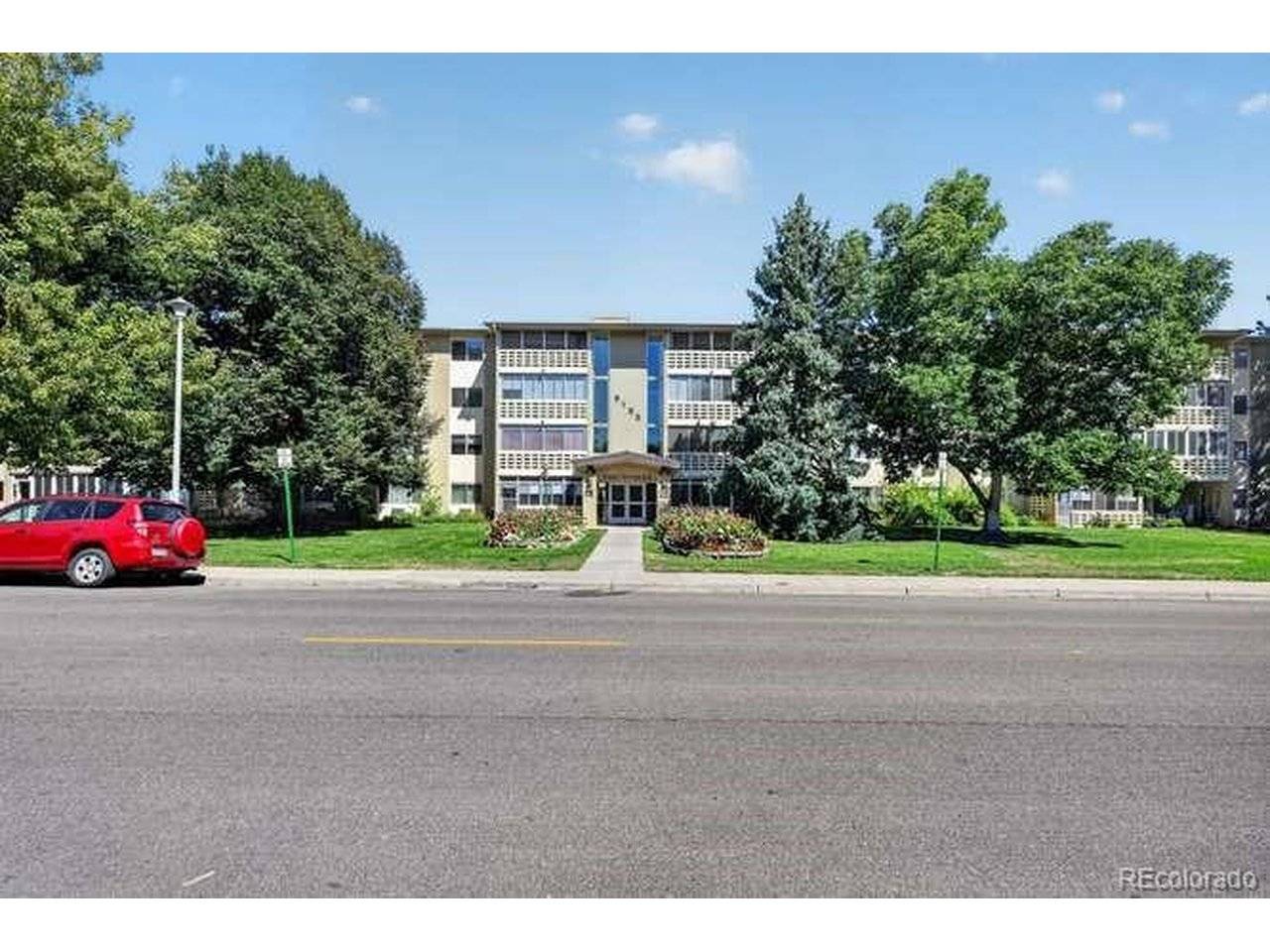 9155 E Center #56-10D, Denver, CO 80247
