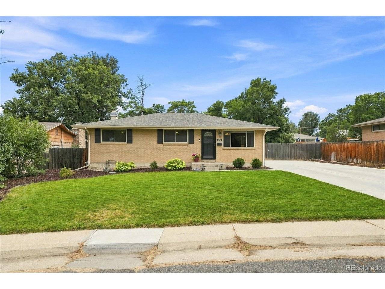 3104 W Pimlico, Englewood, CO 80110