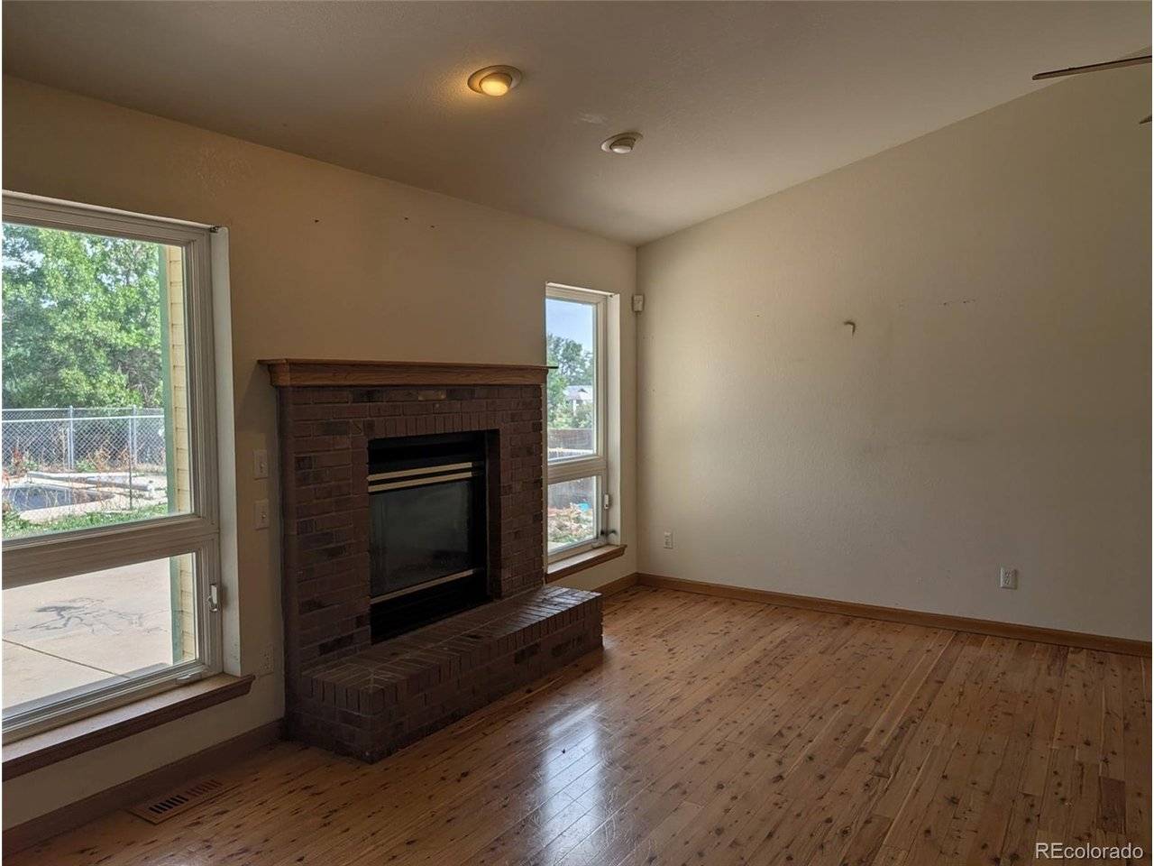 2673 Jarett, Mead, CO 80542