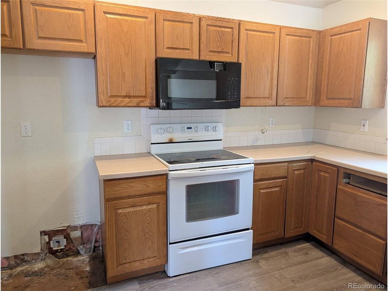 2673 Jarett, Mead, CO 80542
