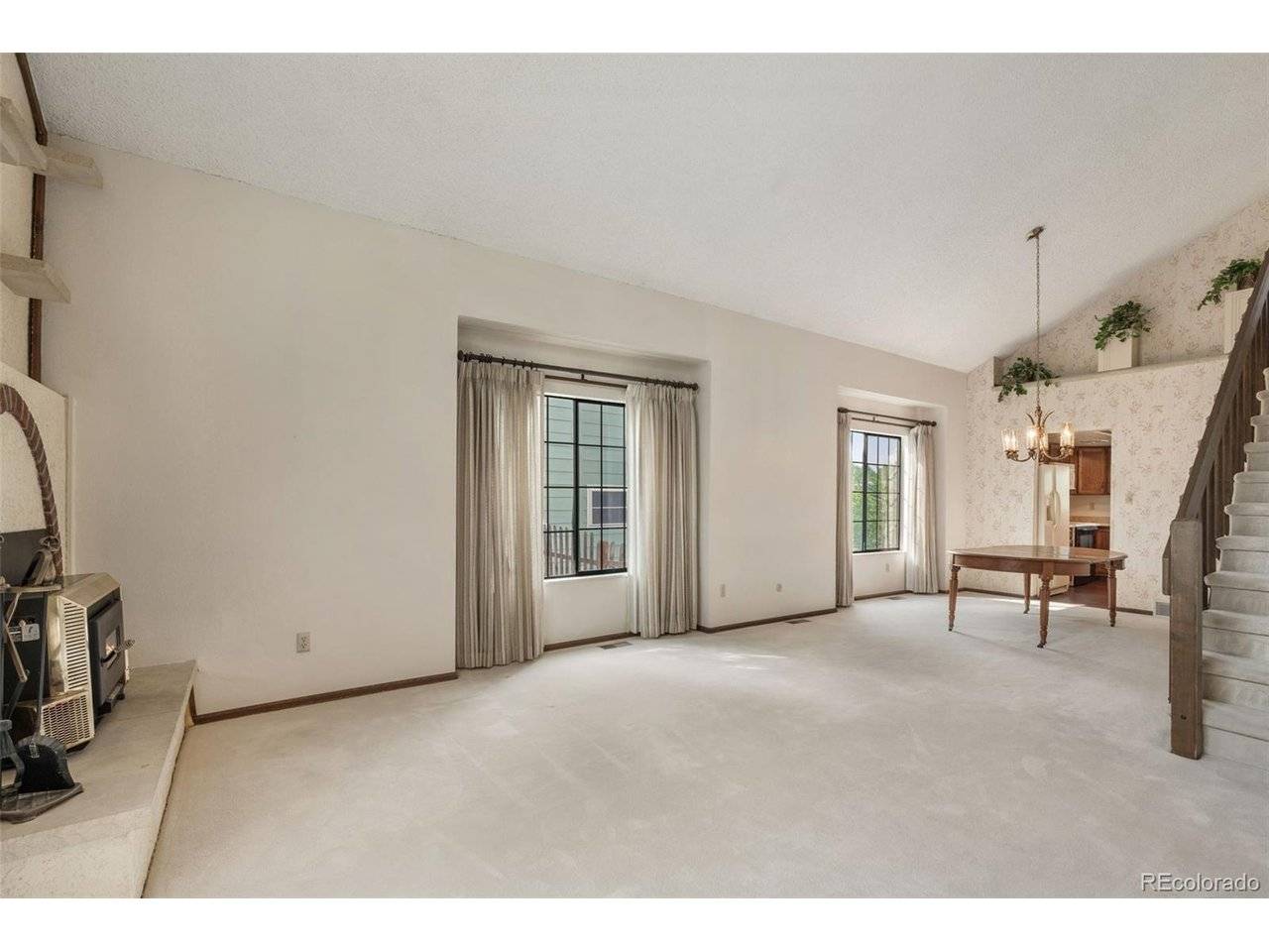 181 Del Oro, Colorado Springs, CO 80919