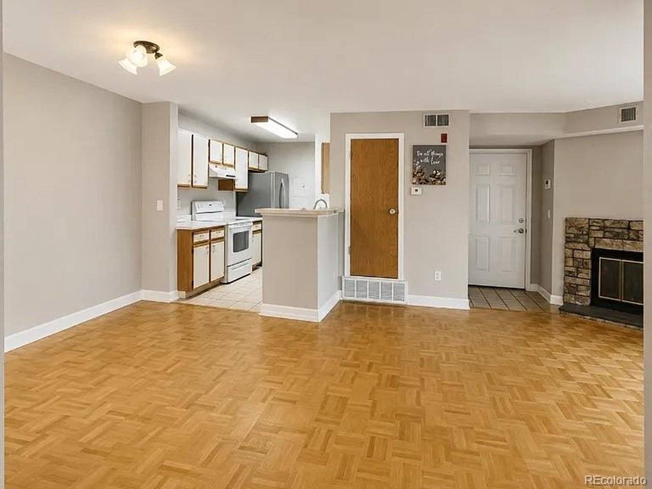 9510 E Florida #1052, Denver, CO 80247