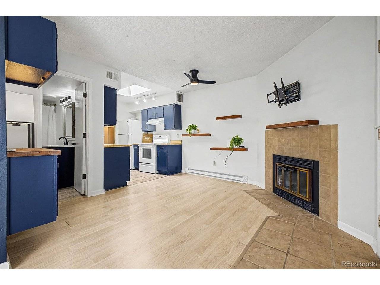 1845 Kendall #316D, Denver, CO 80214