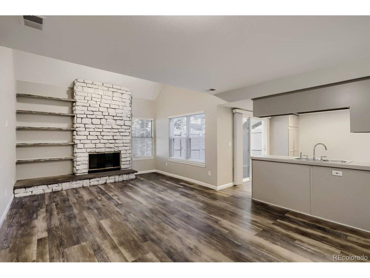 2181 S Victor #E, Aurora, CO 80014