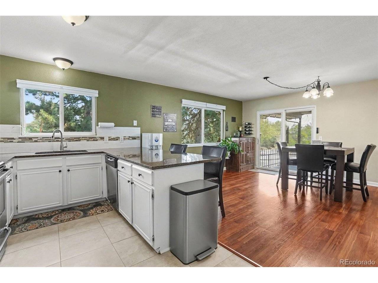 986 Welch, Golden, CO 80401