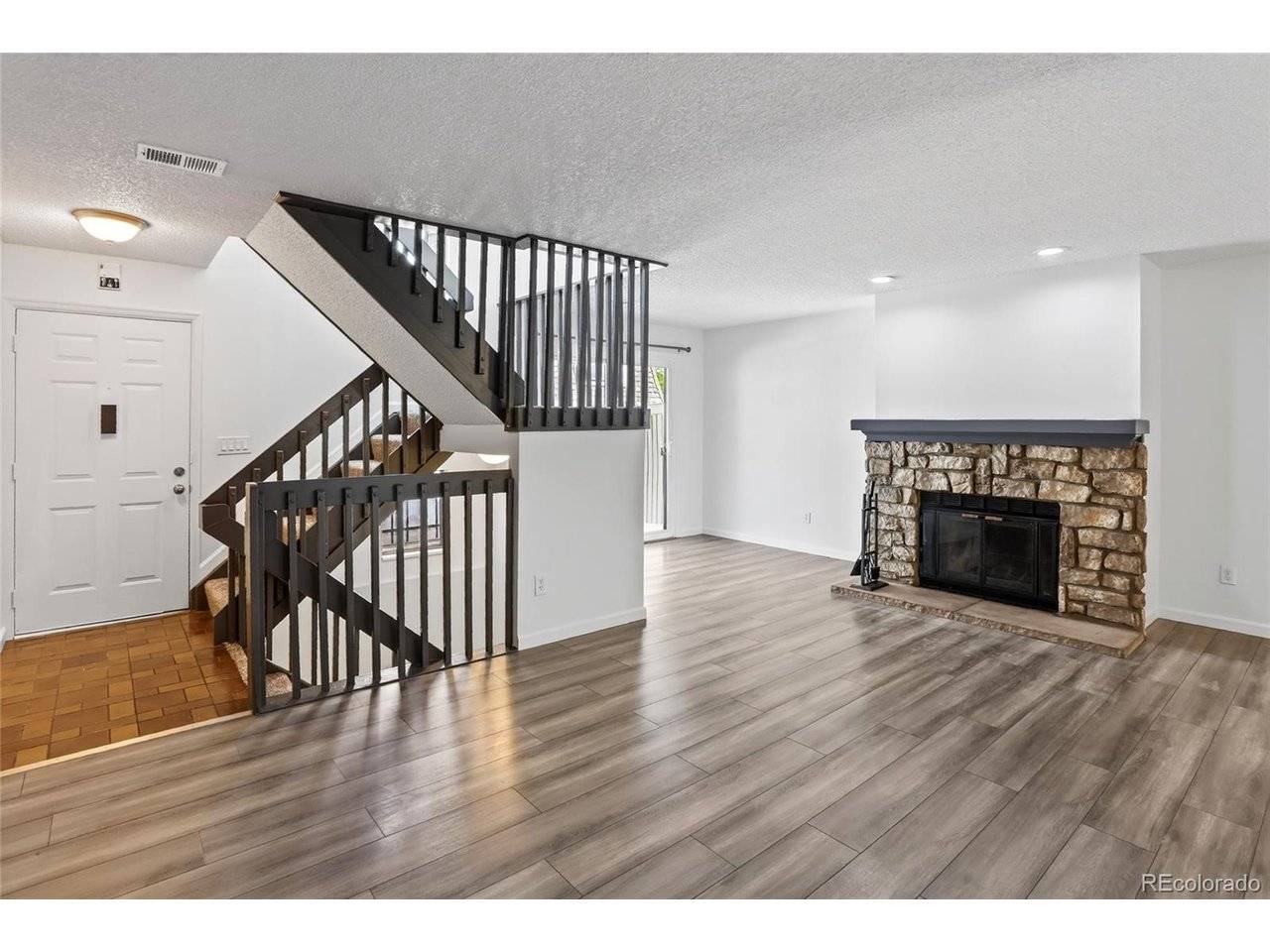 15451 E Wyoming #F, Aurora, CO 80017