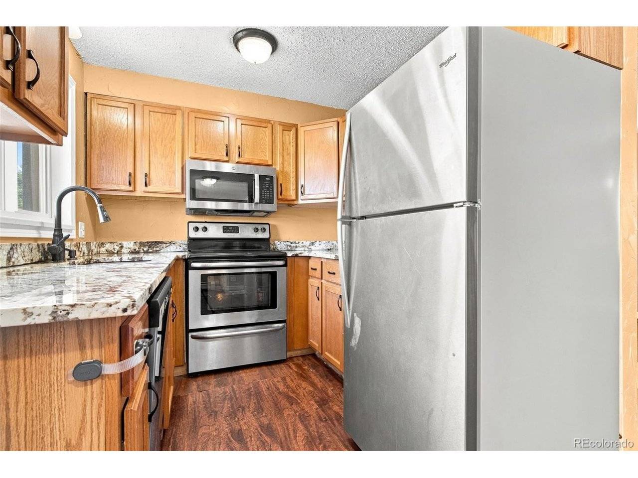 1525 S Holly #208, Denver, CO 80222