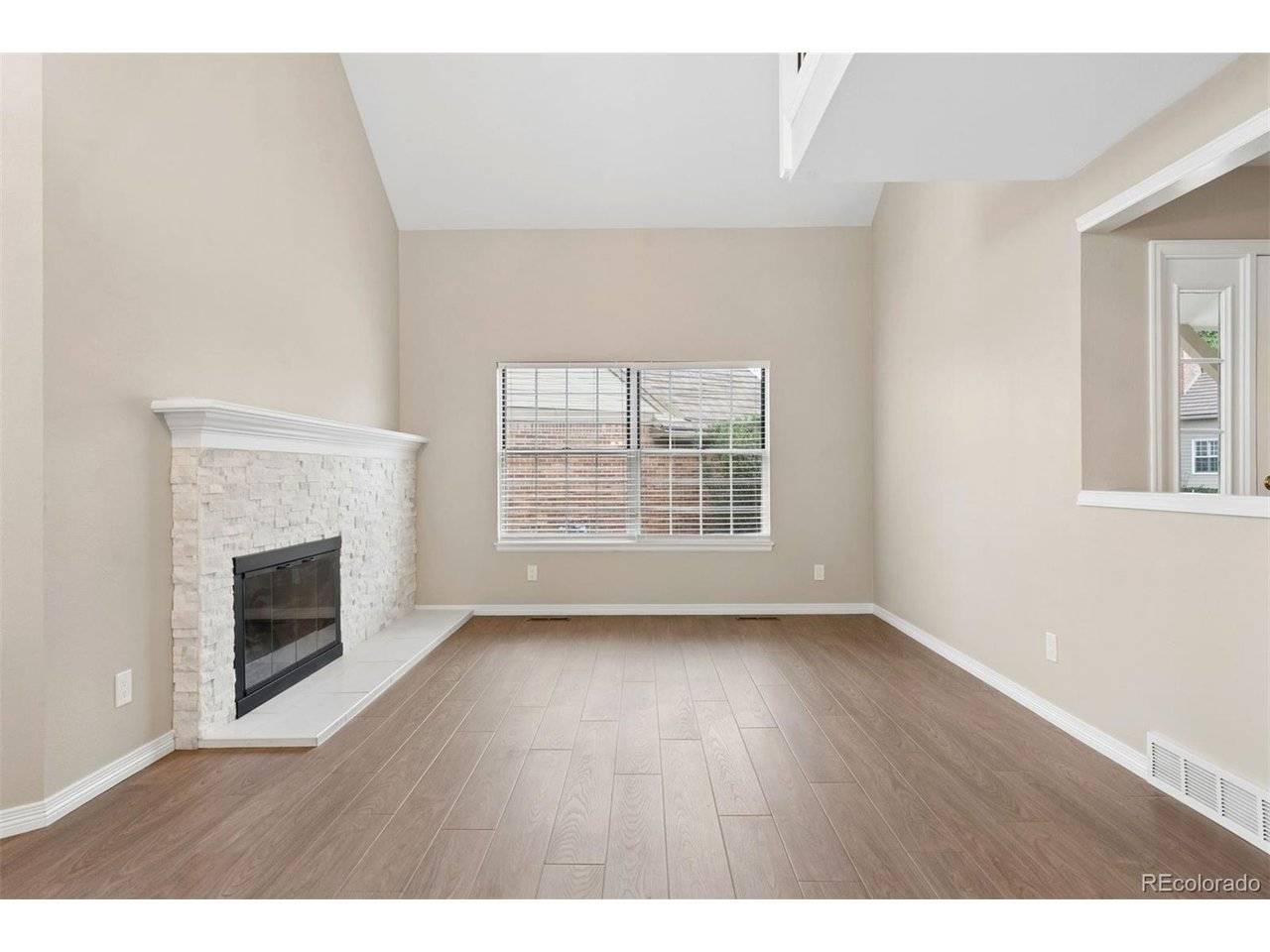 6043 E Briarwood, Englewood, CO 80112