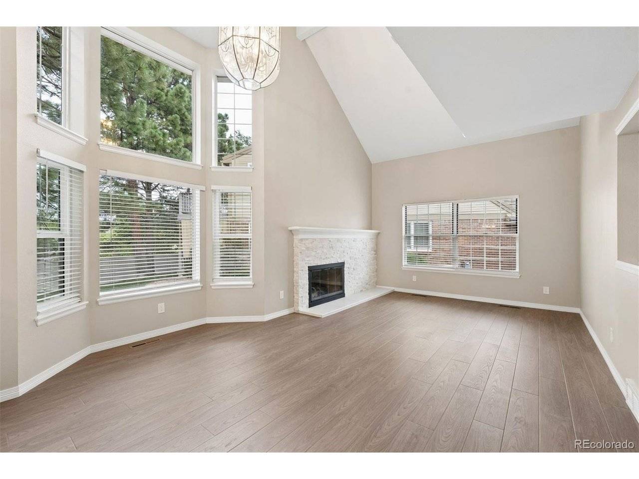 6043 E Briarwood, Englewood, CO 80112