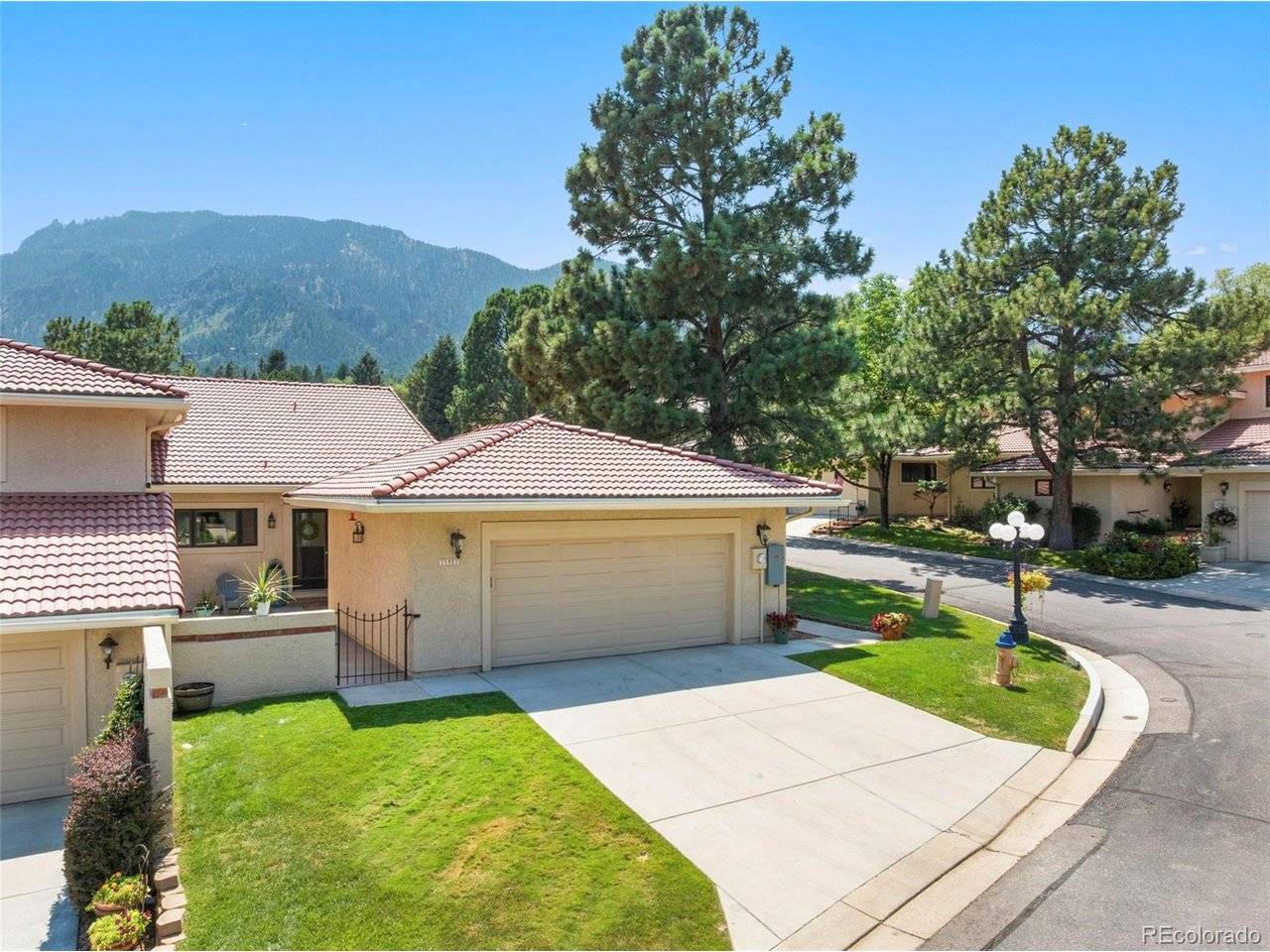 737 Count Pourtales, Colorado Springs, CO 80906