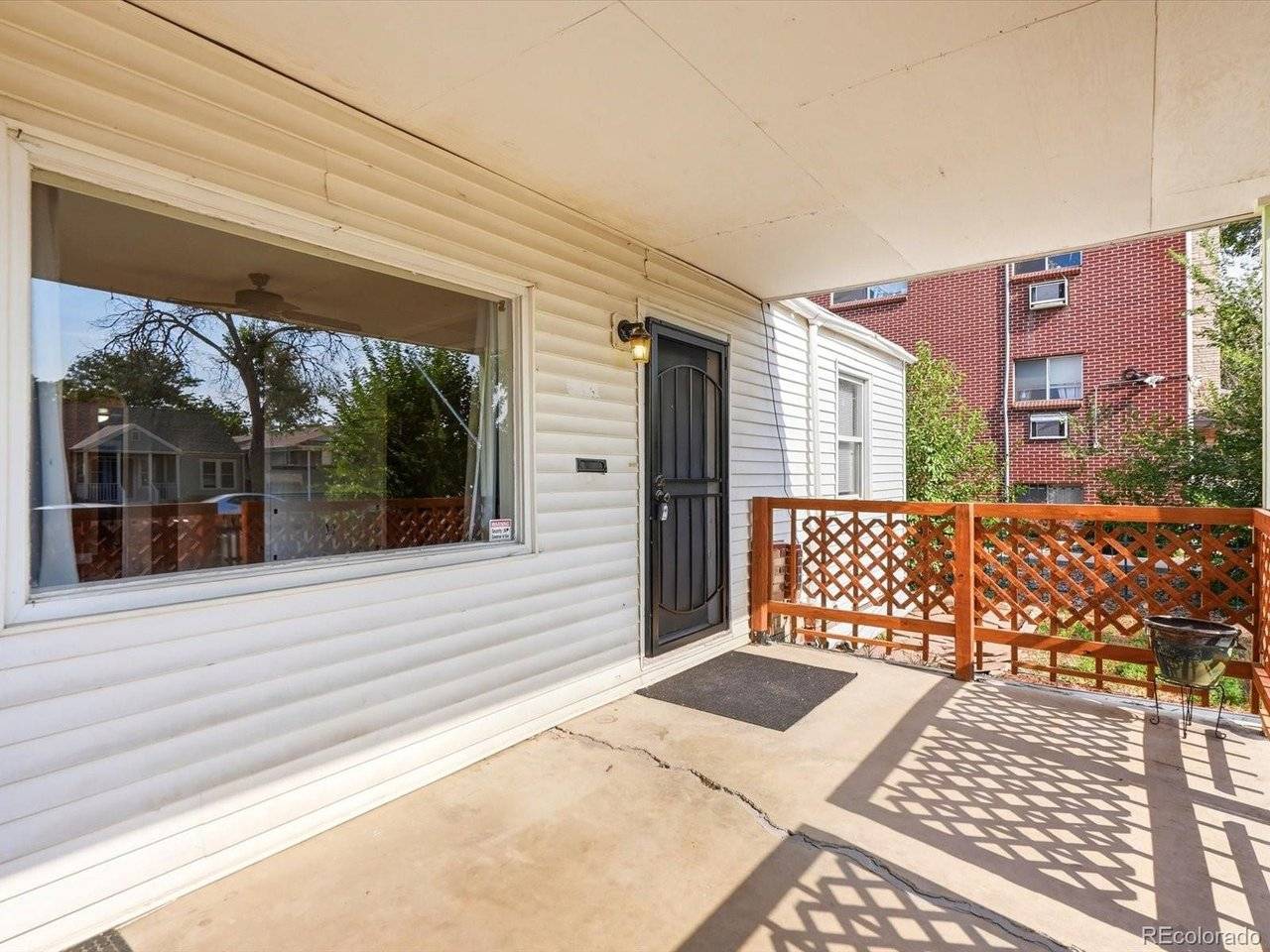 1685 Clinton, Aurora, CO 80010