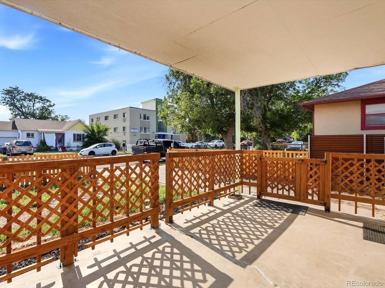 1685 Clinton, Aurora, CO 80010