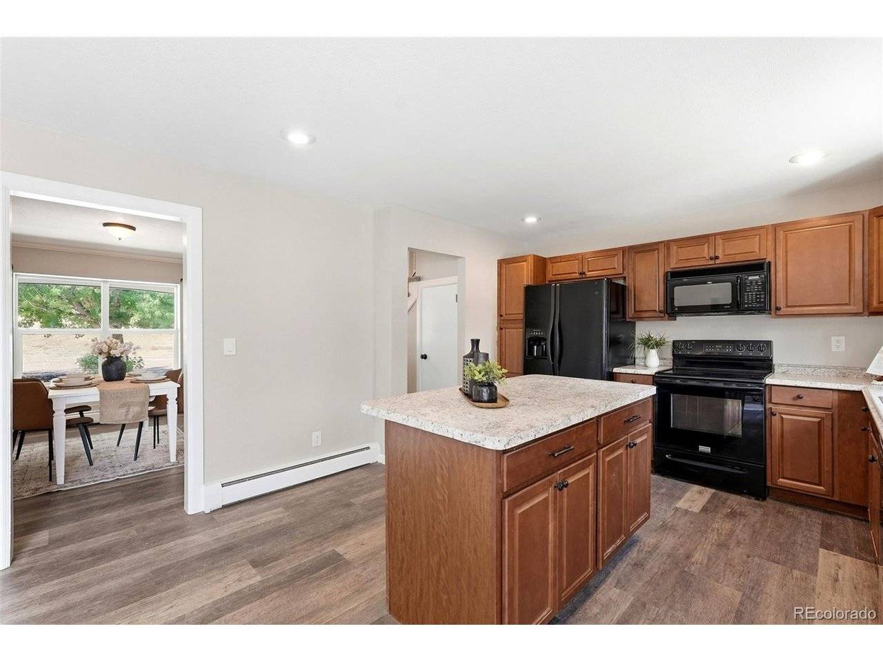 2725 Flintridge, Colorado Springs, CO 80918